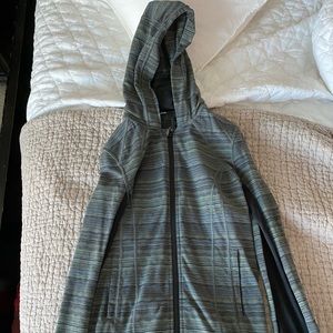 Lululemon zip up jacket, size 6